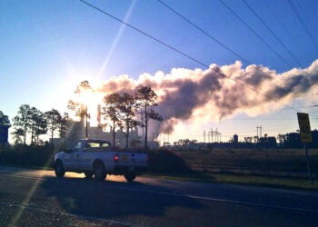 Air pollution shortens life expectancy by 2 years