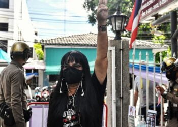 Facebook blocks page about Thailand’s king as protesters demand democracy