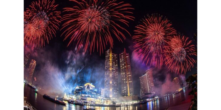 The show goes on in Bangkok as 25,000 eco-friendly fireworks light up 1.4 km of the city’s riverfront as part of Thailand’s 2021 National Countdown at ICONSIAM