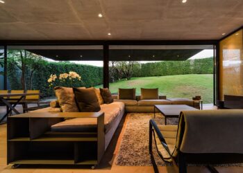 5 bachelor pads that have a bold, impressive personality