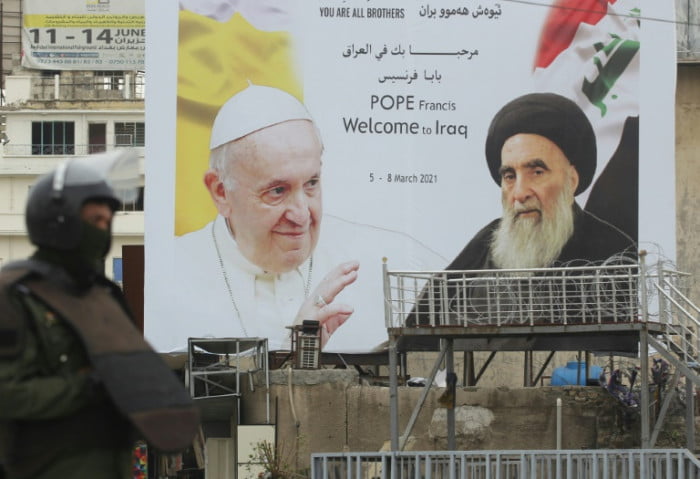 Pope Francis to meet top cleric Sistani on second day in Iraq