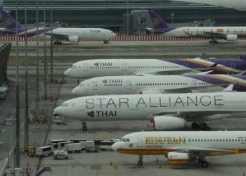 Airlines bemoan lack of coordinated approach to Covid effort