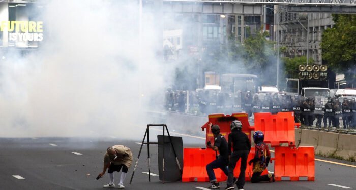 ‘Car mob’ weekend sees violence escalate