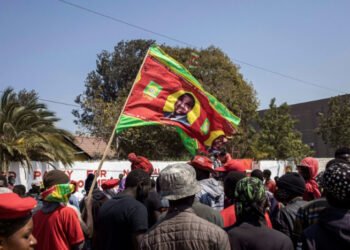 Zambia opposition leads early vote count, incumbent cries foul