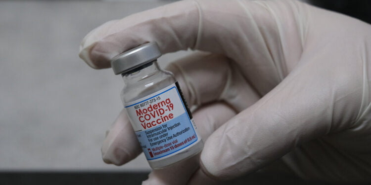 Covid Live Updates: Vaccine Mandates, Air Travel and More