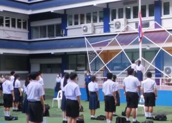 Hybrid on-site learning at Bodindecha School in Bangkok going smoothly