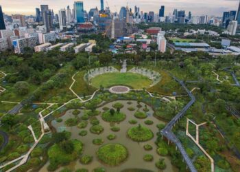 New park in central Bangkok gives Thais needed green space
