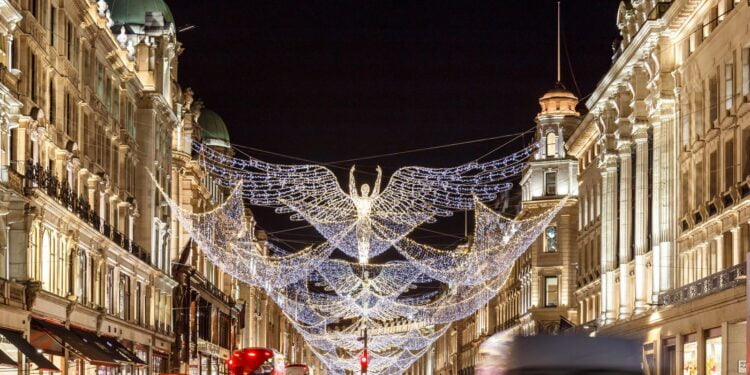 Survey Explains the Top 5 Domestic and International Places For Indians To Visit This Christmas