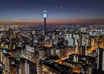 Low interest rates fueling property buying boom: SA