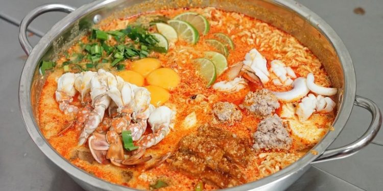 6 places for the best tom yum in Bangkok today