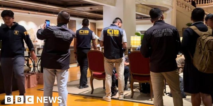 Bangkok hotel deaths: Six bodies found at Grand Hyatt