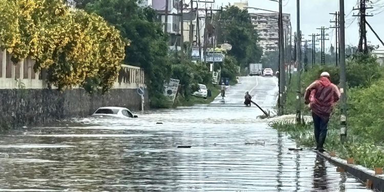Heavy rain leading to flash floods warning in Pattaya, Bangkok, and many areas of Thailand